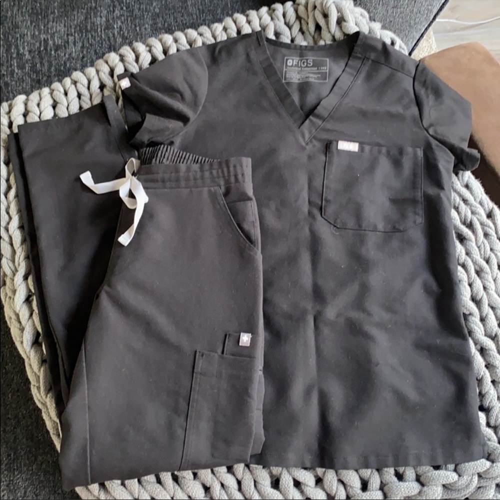 Figs scrubs set